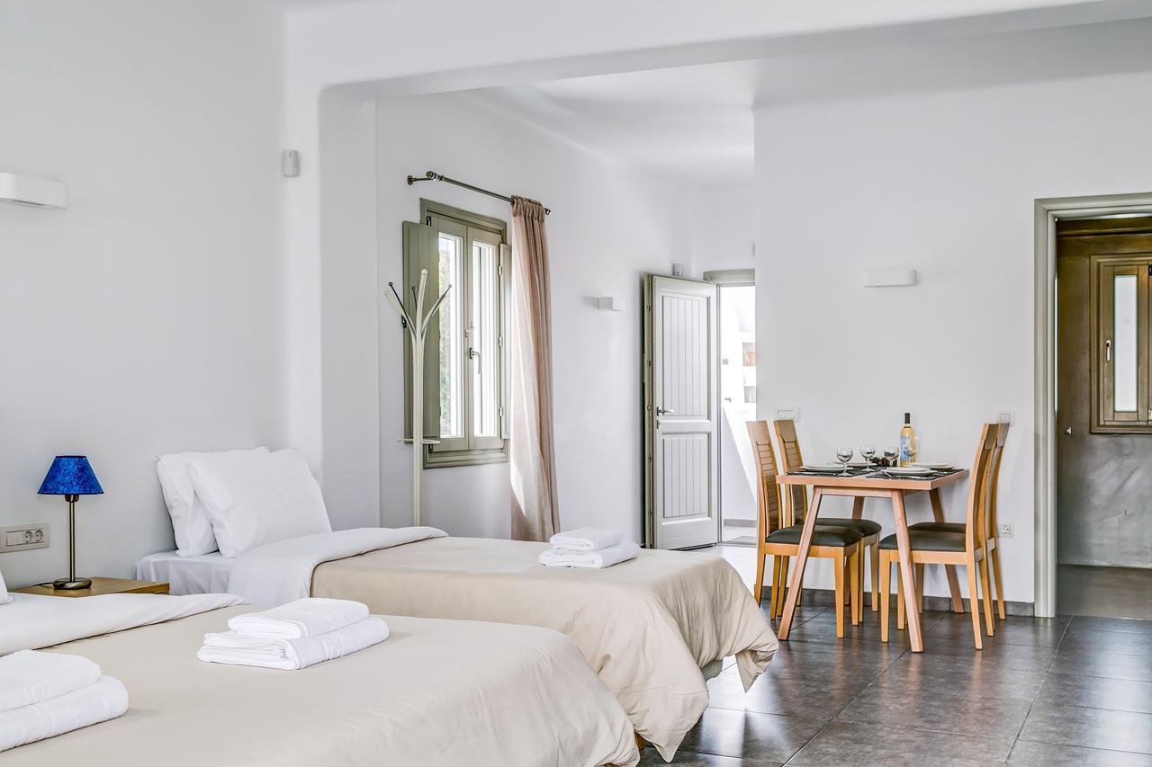 Santorini Blue Senses Villas Месарія Екстер'єр фото