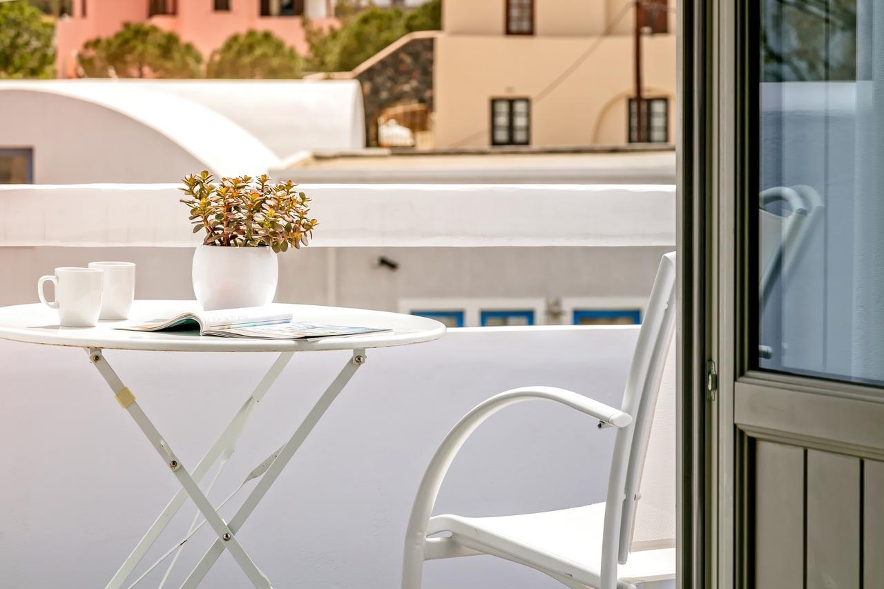 Santorini Blue Senses Villas Месарія Екстер'єр фото